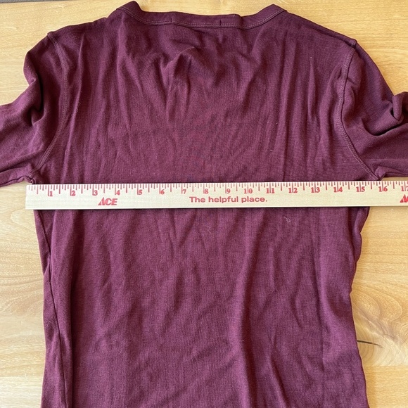 CROWN JEWEL LS TEE SHIRT M CASUAL SOFT STRETCHY CREWNECK PULL ON BURGUNDY - Picture 6 of 11